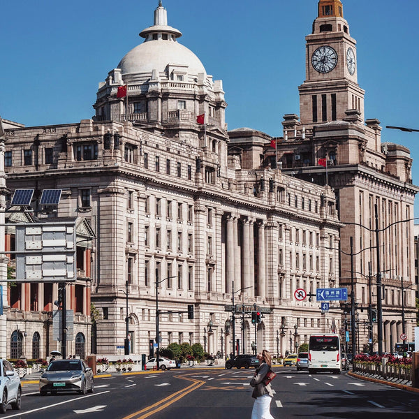 Shanghai Bund and Nanjing Road Food Street Tour🔥From $299.00